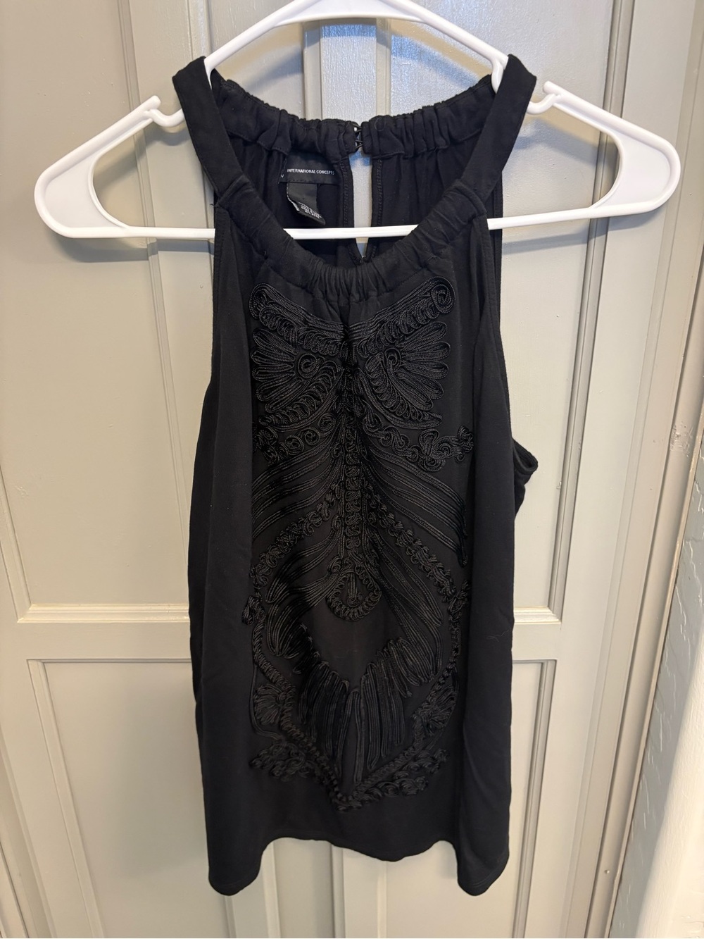 Women’s Black Sleeveless Halter Tank